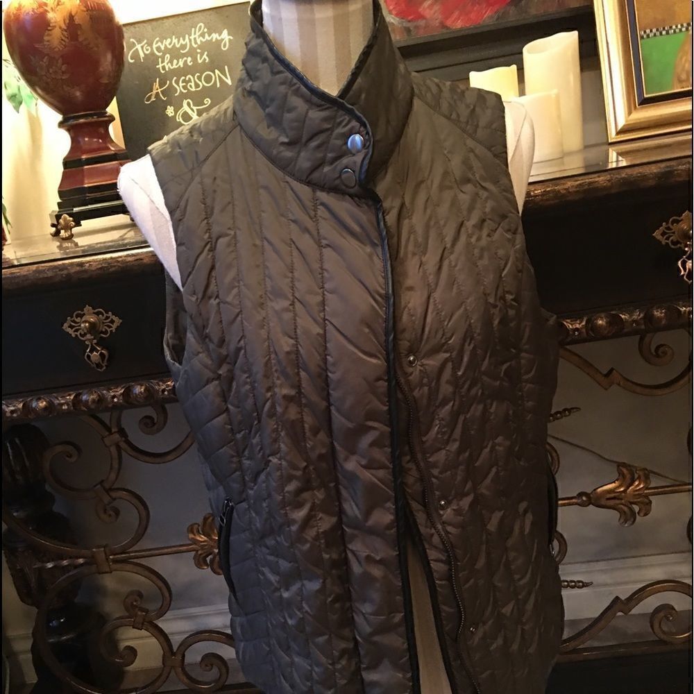NOIR DARK Green Vest NWOT
